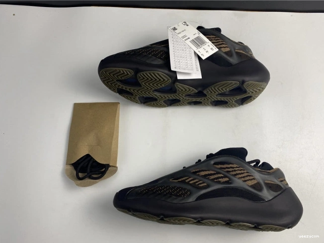 ADIDAS 700 YEEZY GY0189 V3 0915